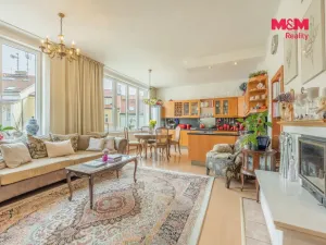 Prodej atypického bytu, Praha, Nuselská, 171 m2