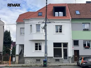 Pronájem atypického bytu, Plzeň, Slovanská, 73 m2