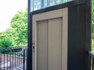 Pronájem bytu 2+kk, Praha - Žižkov, Ježkova, 43 m2