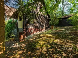Prodej zahrady, Hluk, 563 m2