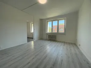 Pronájem bytu 2+1, Třinec, Dukelská, 56 m2