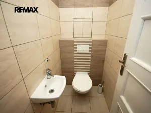 Pronájem bytu 3+kk, Velký Osek, U hřiště, 75 m2