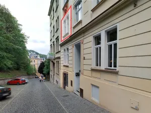 Pronájem bytu 2+kk, Karlovy Vary, Moravská, 36 m2