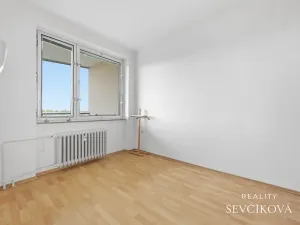 Prodej bytu 3+1, Hradec Králové, Na Občinách, 79 m2