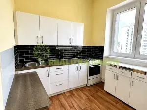 Prodej bytu 3+1, Zlín, třída Tomáše Bati, 76 m2