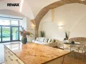 Prodej atypického bytu, Škvorec, Tyršova, 97 m2