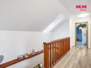 Prodej rodinného domu, Neumětely, V Chaloupkách, 210 m2