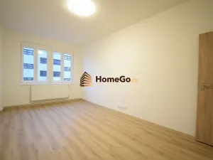Pronájem bytu 2+1, Praha - Nusle, U gymnázia, 56 m2