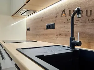 Pronájem bytu 2+kk, Praha - Nusle, Bělehradská, 60 m2