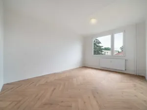 Prodej bytu 3+1, Rokycany, K Řece, 70 m2