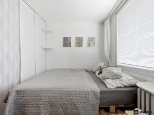 Pronájem bytu 2+kk, Hradec Králové - Třebeš, Urxova, 36 m2