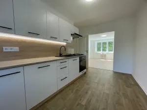 Pronájem bytu 2+1, Třinec, Jablunkovská, 53 m2