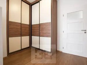 Pronájem bytu 2+1, Praha - Vršovice, Bajkalská, 58 m2