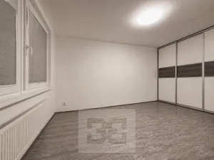 Pronájem bytu 1+kk, Praha - Háje, Matúškova, 31 m2