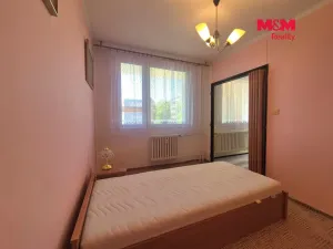 Prodej bytu 2+kk, Králův Dvůr, Nad Stadionem, 40 m2