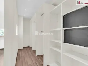 Prodej rodinného domu, Říčany, Strmá, 160 m2