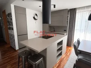 Pronájem bytu 2+kk, Praha - Vršovice, Vršovická, 80 m2
