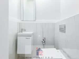 Pronájem kanceláře, Praha - Komořany, Pod lesem, 770 m2