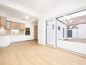 Pronájem bytu 1+kk, Brno, Jílkova, 38 m2