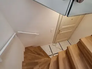 Pronájem bytu 2+1, Praha - Karlín, Březinova, 90 m2