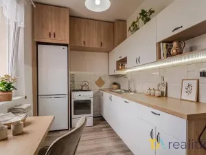 Prodej bytu 3+1, Třinec, Máchova, 69 m2