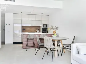 Prodej rodinného domu, Torrevieja, Alicante, Španělsko, 100 m2