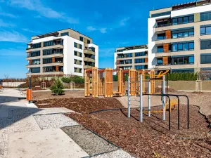 Pronájem bytu 2+kk, Praha - Malešice, Univerzitní, 53 m2
