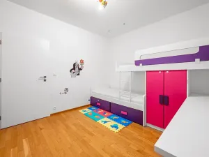 Pronájem bytu 3+kk, Praha, Na Petynce, 91 m2