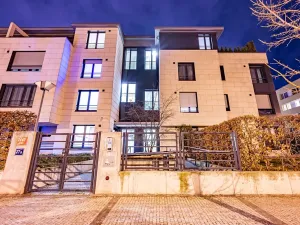Pronájem bytu 3+kk, Praha, Na Petynce, 91 m2