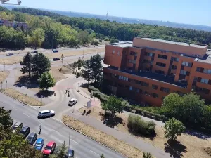 Pronájem bytu 1+1, Praha - Troja, Mazurská, 30 m2
