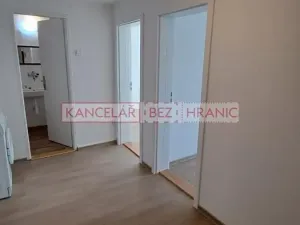 Pronájem pokoje, Zlín, Osvoboditelů, 80 m2