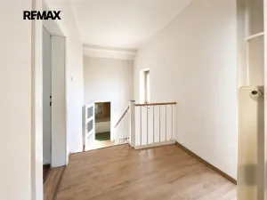 Prodej rodinného domu, Kostelec nad Labem, Petra Bezruče, 200 m2