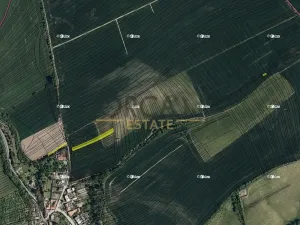 Prodej podílu pole, Nesovice, 1107 m2