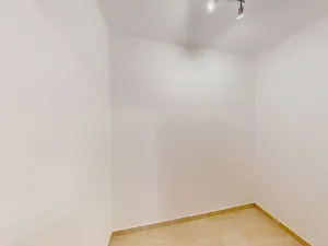 Pronájem bytu 3+kk, Praha - Kobylisy, Šiškova, 63 m2