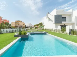 Prodej rodinného domu, Torrevieja, Alicante, Španělsko, 82 m2