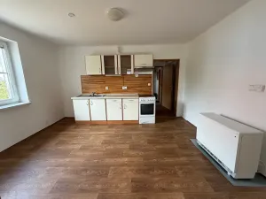 Pronájem bytu 2+1, Horšovský Týn, Smetanovo náměstí, 50 m2