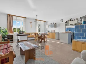 Prodej rodinného domu, Korouhev, 300 m2