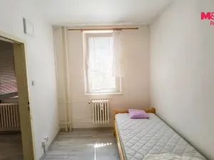Pronájem bytu 1+1, Hulín, Družba, 27 m2