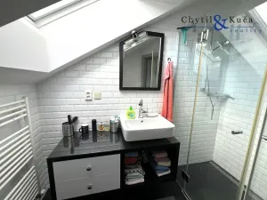 Prodej atypického bytu, Beňov, 235 m2