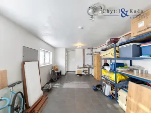 Prodej atypického bytu, Beňov, 235 m2