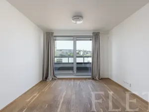 Pronájem bytu 1+kk, Praha - Libeň, Kurta Konráda, 33 m2