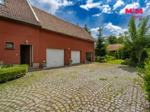 Prodej rodinného domu, Kněžmost - Koprník, 250 m2