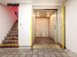 Pronájem skladu, Rudná, Masarykova, 1270 m2