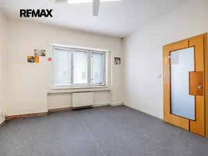 Pronájem skladu, Rudná, Masarykova, 1270 m2