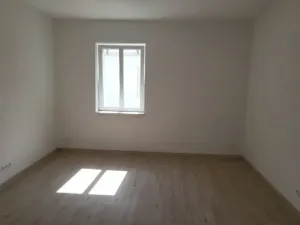 Pronájem bytu 2+1, Hrádek nad Nisou, 52 m2