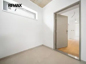 Prodej bytu 3+kk, Moravany, Květná, 103 m2