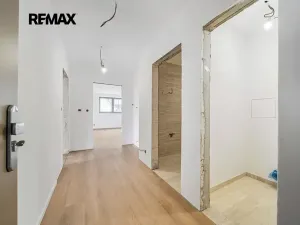 Prodej bytu 3+kk, Moravany, Květná, 103 m2