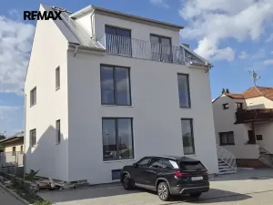 Prodej bytu 3+kk, Moravany, Květná, 100 m2
