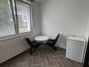 Pronájem bytu 1+1, Zlín, Větrná, 36 m2