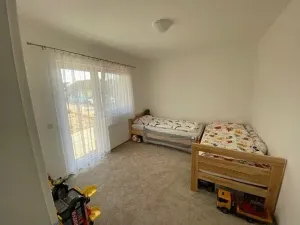 Pronájem bytu 2+kk, Znojmo, Třešňová, 59 m2